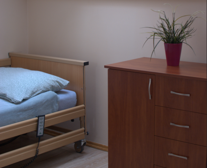 Ośrodek Marianka w Górze Kalwarii - przy każdym łózku znajduje się instalacja przywoławcza