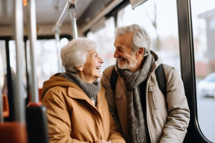 para seniorów w autobusie