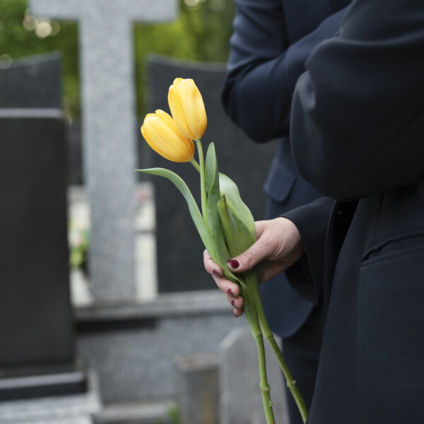 tulipany, pogrzeb